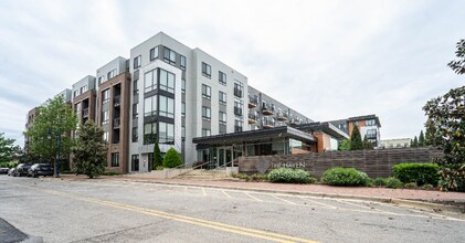 145 Riverhaven Dr in Oxon Hill, MD - Building Photo - Building Photo