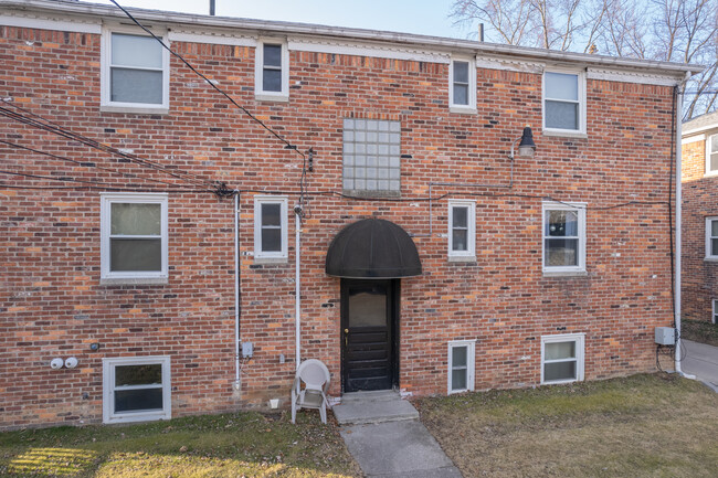 2644 Kenwood Blvd in Toledo, OH - Building Photo - Building Photo