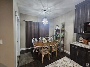 2518-2522 22 Ave NW in Edmonton, AB - Building Photo - Building Photo