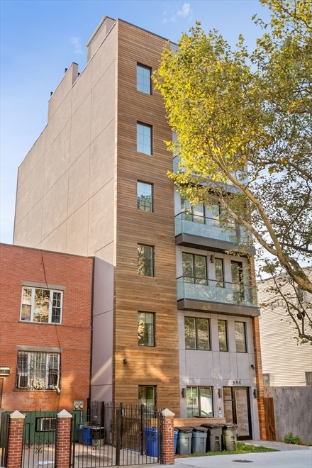 594 Marcy Ave in Brooklyn, NY - Building Photo - Building Photo