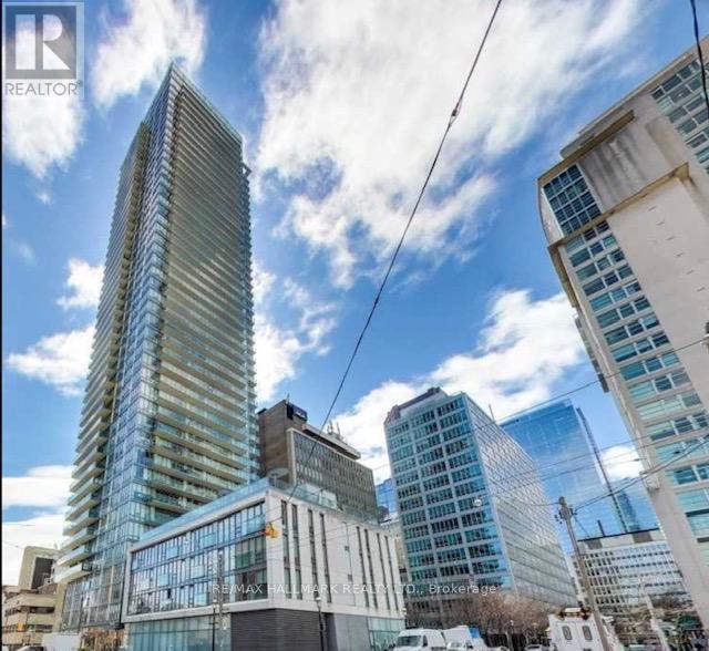 33-1433 Lombard St in Toronto, ON - Building Photo