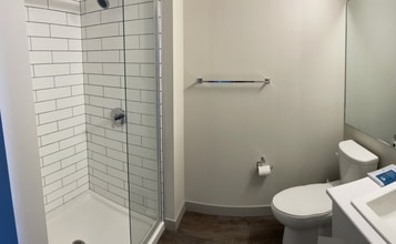 802 Academy Way in Kelowna, BC - Building Photo - Building Photo