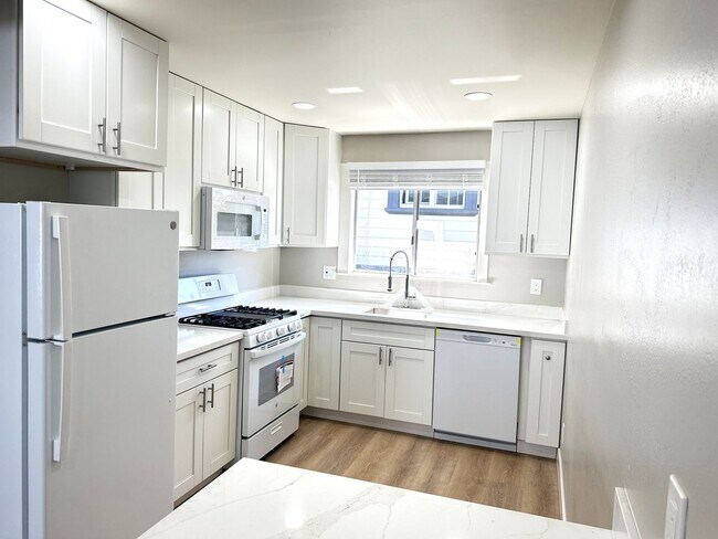 3808 Quigley St-Unit -A in Oakland, CA - Building Photo - Building Photo