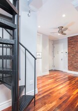 E 10TH ST., Unit 1E in New York, NY - Building Photo - Building Photo