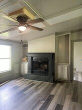 1605 Schell St in Cassville, MO - Building Photo - Building Photo
