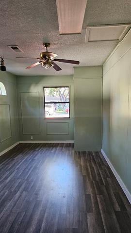 10033 Goodyear Dr in Dallas, TX - Building Photo - Building Photo