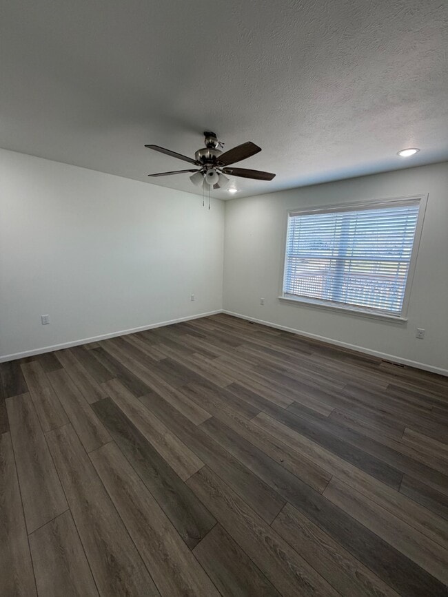 188 E Sunset Cove Ln in Branson, MO - Building Photo - Building Photo