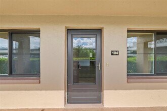 4920 Locust St NE in St. Petersburg, FL - Building Photo - Building Photo