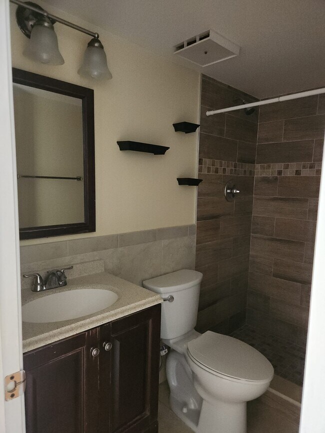 3766 N University Dr in Coral Springs, FL - Building Photo - Building Photo