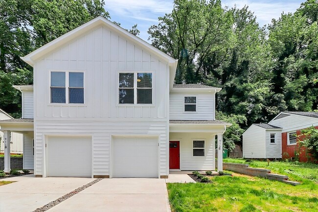 property at 915 Yellowstone Dr