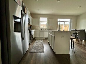 13764 NE 67th Wy in Vancouver, WA - Building Photo - Building Photo