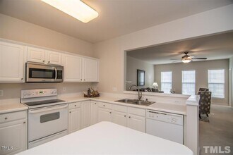 409 Coral Creek Ln in Morrisville, NC - Building Photo - Building Photo