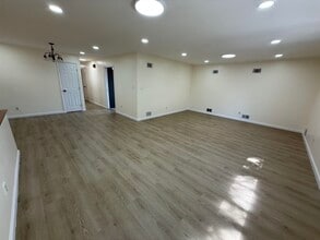 588 Avenue A in Bayonne, NJ - Building Photo - Building Photo