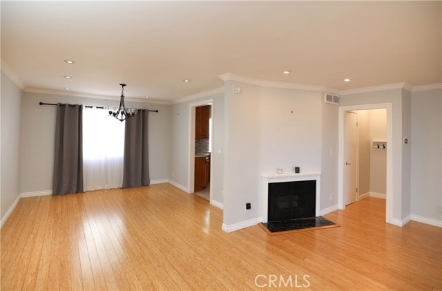 property at 9402 Vía Yolanda