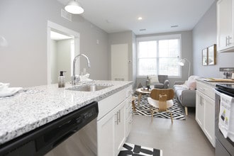 Heritage Place Apartments in Grand Rapids, MI - Building Photo - Interior Photo