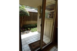 2304 Canyon Valley Trail in Plano, TX - Foto de edificio - Building Photo