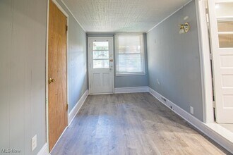 1399 Barlow Rd in Hudson, OH - Building Photo - Building Photo