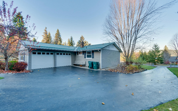 12845 N Hauser Lk Rd in Post Falls, ID - Building Photo - Building Photo