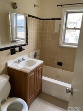 431 E Broadway-Unit -431 in Long Beach, NY - Building Photo - Building Photo