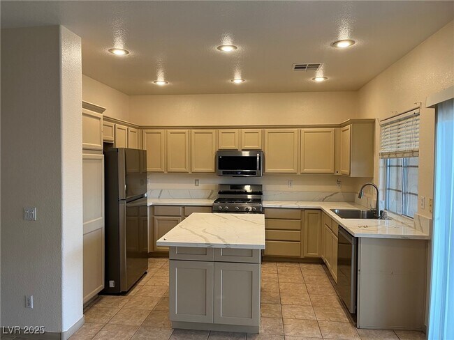 property at 5764 Yellowcrest Ct