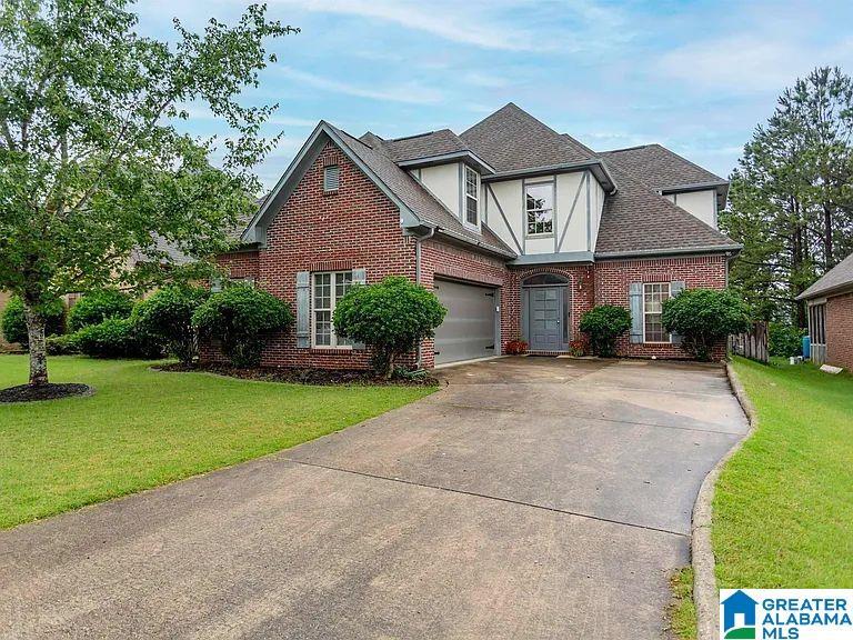 6268 Kestral View Rd in Trussville, AL - Building Photo
