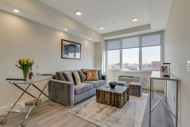 B22 in Bayonne, NJ - Building Photo - Building Photo