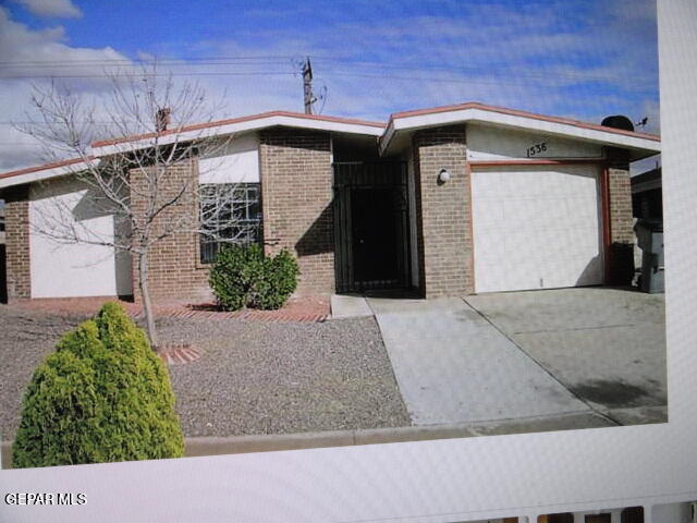 1538 Dick Mayers Dr in El Paso, TX - Building Photo