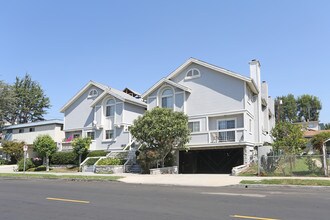 1810 Federal Ave in Los Angeles, CA - Building Photo - Building Photo