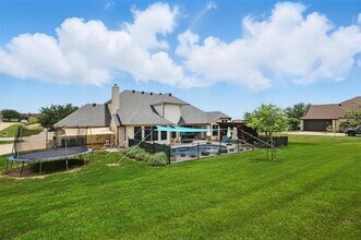 10701 Los Rios Dr in Fort Worth, TX - Building Photo - Building Photo