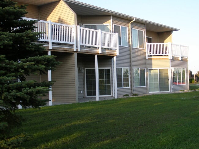 1323 Main Ave S, Unit 1232 in Brookings, SD - Foto de edificio - Building Photo