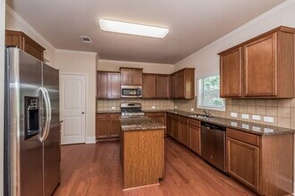 231 Shaw Dr in Acworth, GA - Building Photo - Building Photo