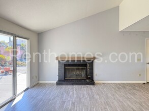 2735 Mercury Dr in Lemon Grove, CA - Building Photo - Building Photo