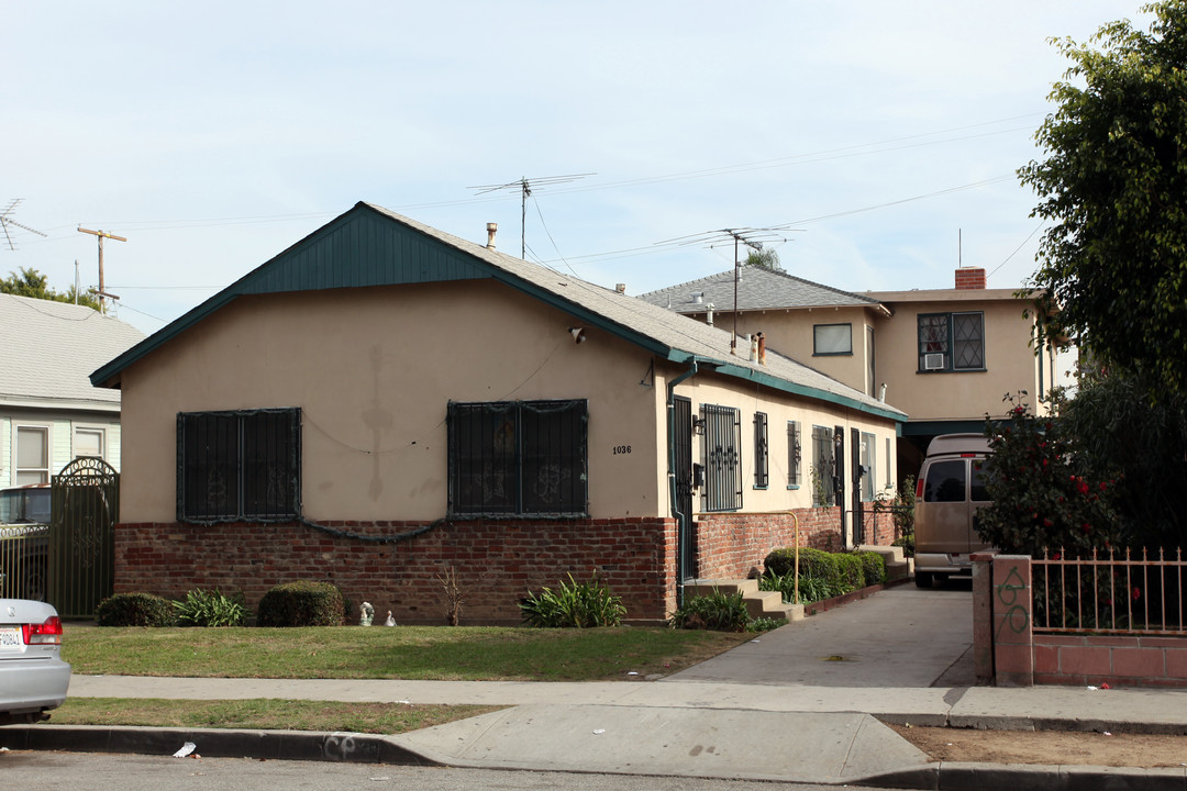 1036 Cherry Ave in Long Beach, CA - Foto de edificio