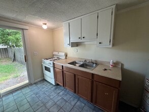 1307 Glenn St in Wilmington, NC - Building Photo - Building Photo