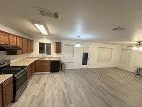 3305 Etheredge Dr in Austin, TX - Building Photo - Building Photo
