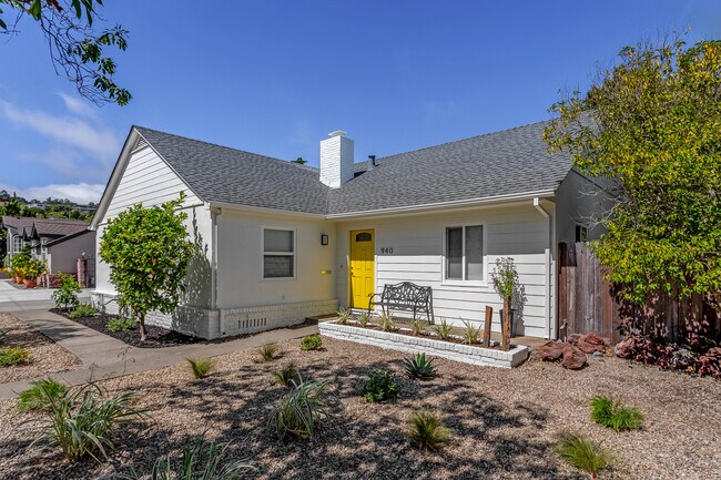 940 Sequoia Ave in Millbrae, CA - Building Photo - Building Photo
