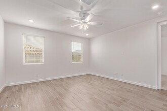17768 W Onyx Ave in Glendale, AZ - Building Photo - Building Photo