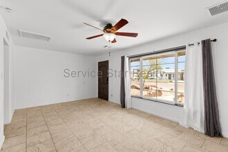 8610 E Oak St in Scottsdale, AZ - Building Photo - Building Photo