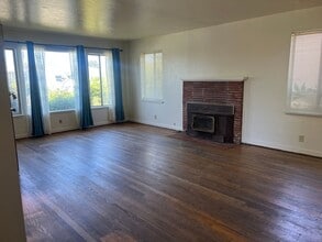 1140 Villa Way in Arcata, CA - Building Photo - Building Photo