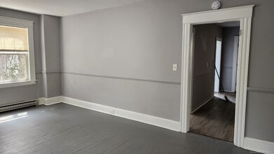 184 Washington St in New Britain, CT - Building Photo - Building Photo