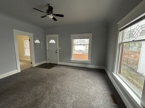 703 1/2 N Nanum St in Ellensburg, WA - Building Photo - Building Photo