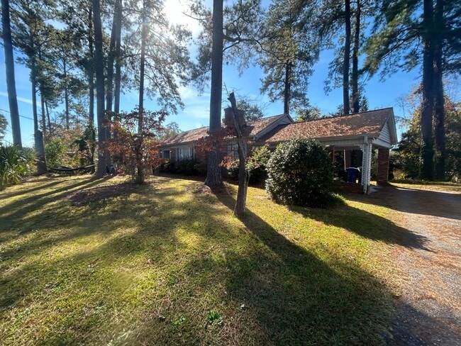 4826 Kilbourne Rd in Columbia, SC - Building Photo - Building Photo