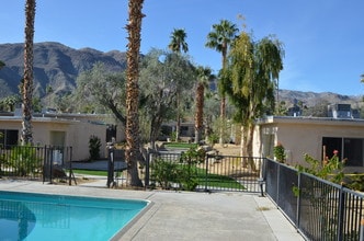 RiverWalk Luxury Living in Rancho Mirage, CA - Building Photo - Building Photo