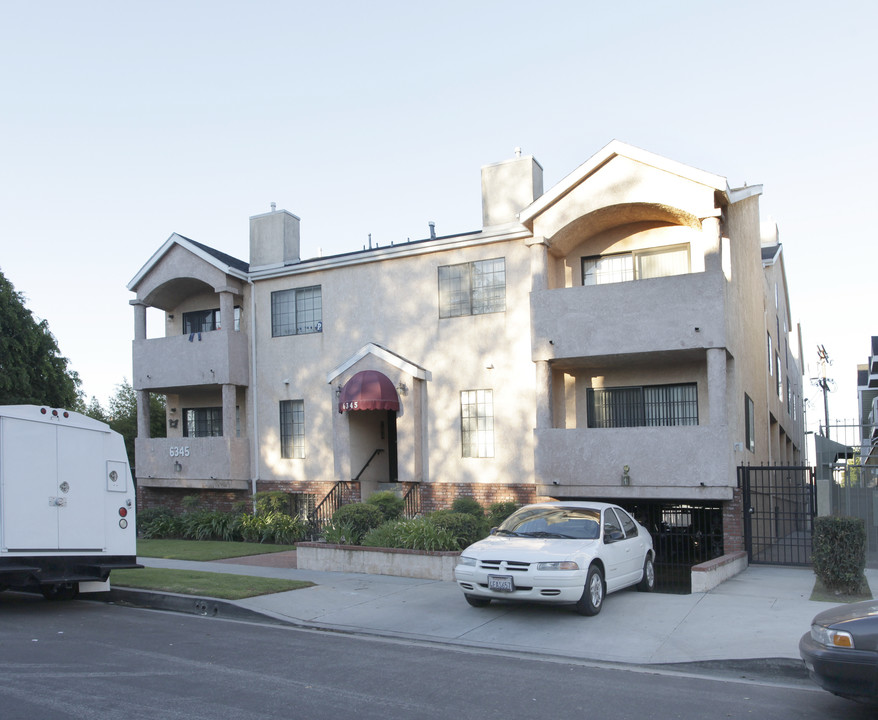 6345 Denny Ave in North Hollywood, CA - Building Photo