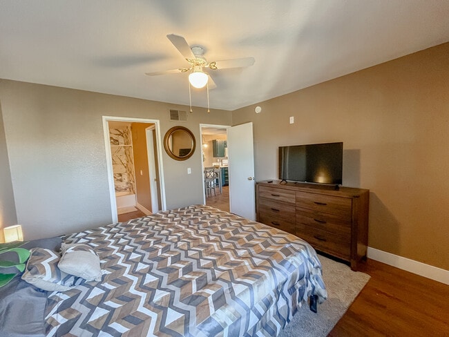 property at 7885 W Flamingo Rd