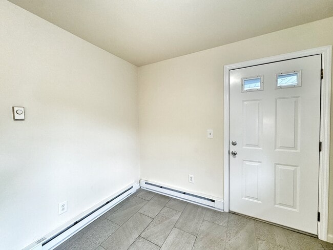 37 Ferris Ave in Norwalk, CT - Building Photo - Building Photo