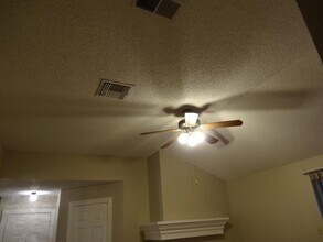 13716 Sablecrest Dr in Houston, TX - Building Photo - Building Photo