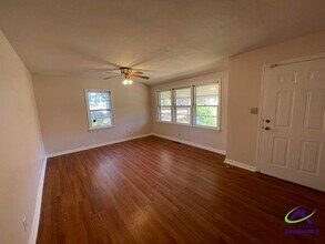 107 Springdale Dr in Warner Robins, GA - Building Photo - Building Photo