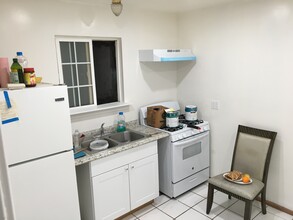 520 Porter St, Unit 2 in Glendale, CA - Building Photo - Building Photo
