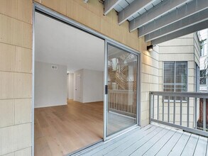 2476 Sutter St in San Francisco, CA - Building Photo - Building Photo